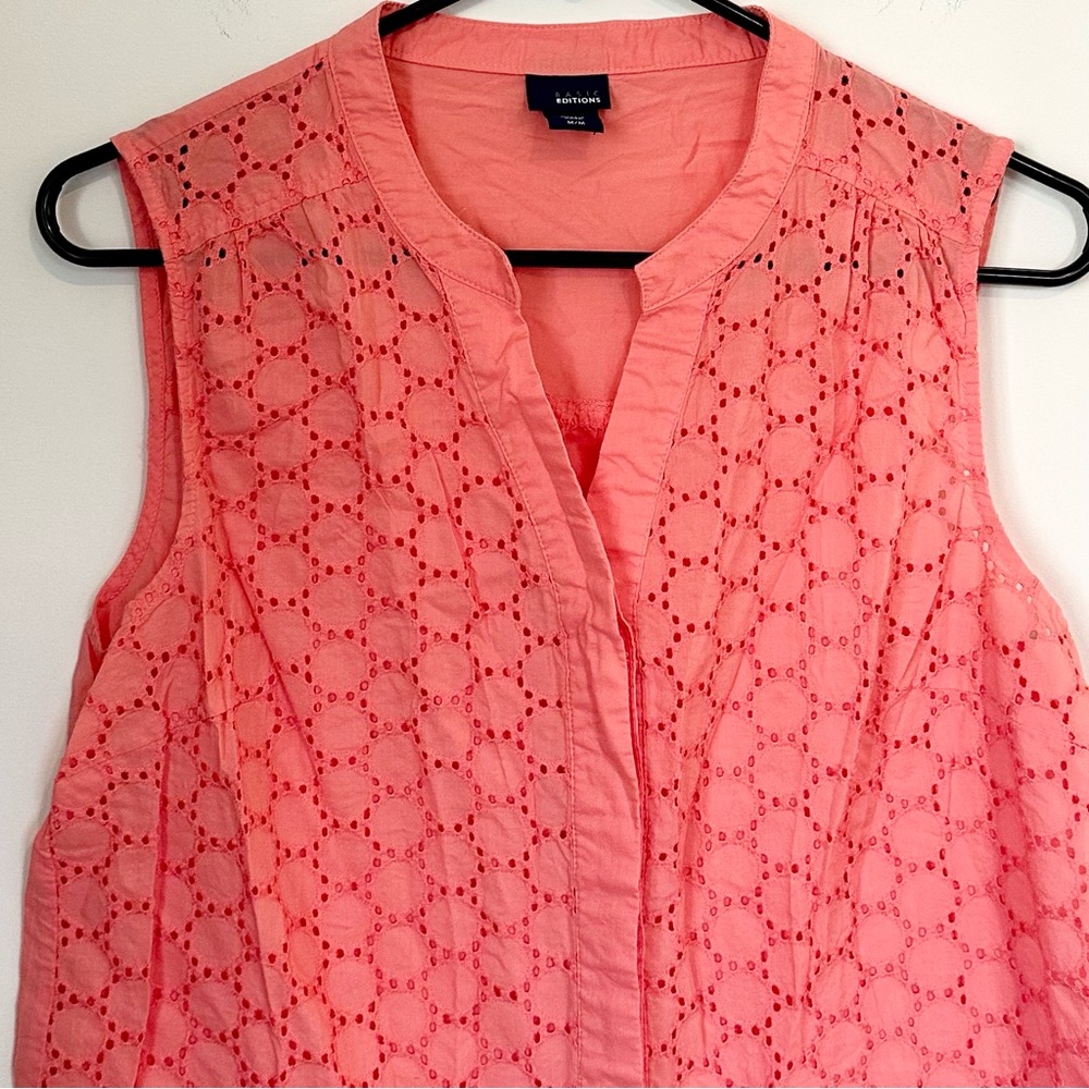 Basic Editions Coral Sleeveless Eyelet V-Neck Button Down Blouse - Medium - Picture 4 of 6